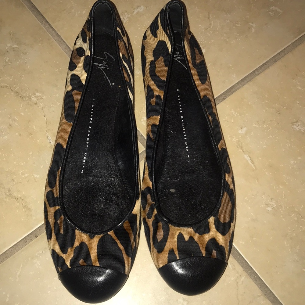 Authentic Giuseppe Zanotti leopard flats